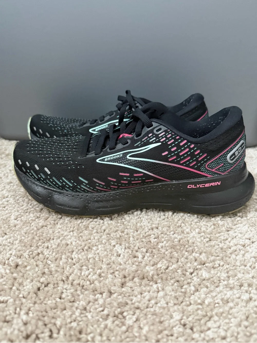 Brooks Glycerin 20 Women’s Running Shoes Black Blue Pink Size 7 Athletic